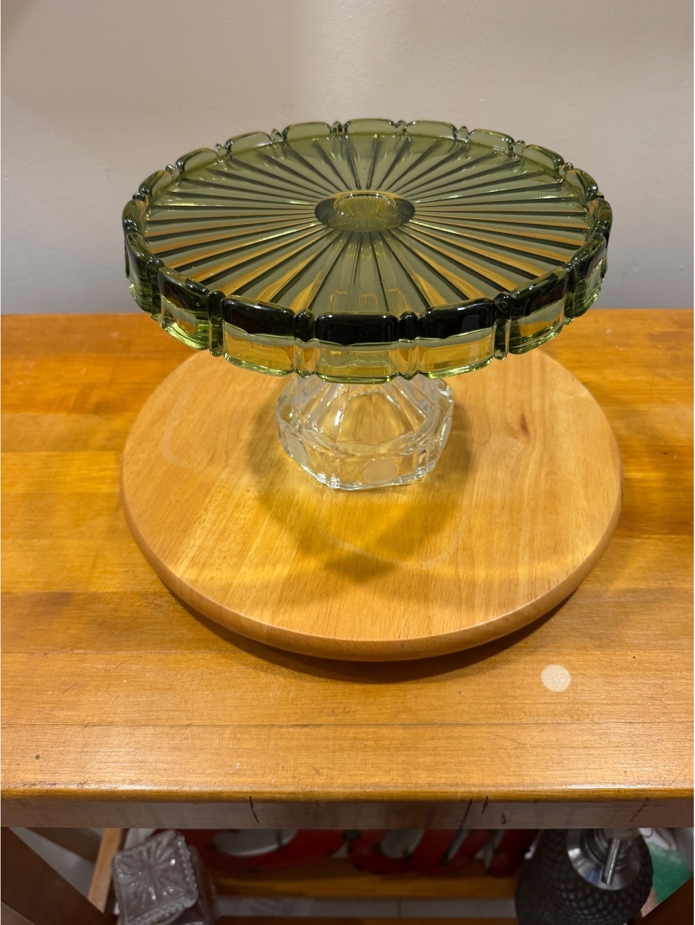 GENUINE Fostoria Coin Glass Cake Stand - Olive Grn Plate w/ Clear Pedestal 10”